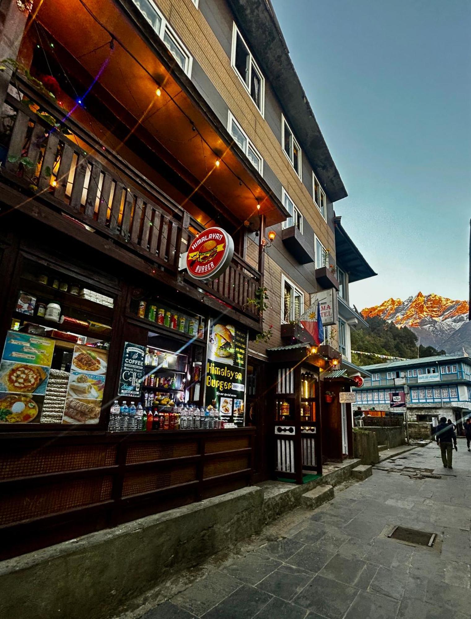 Lama Hotel - Cafe De Himalaya Lukla Exteriör bild